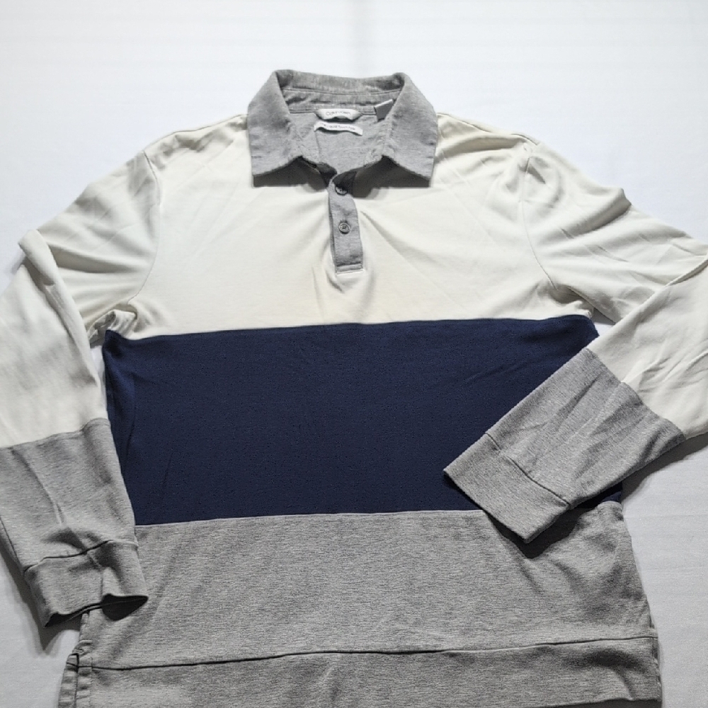 Calving Klein Men's Gray and Navy Colorblock Polo Shirt